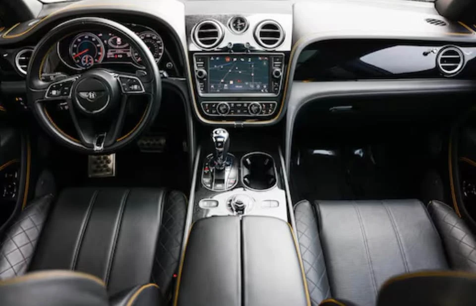 2017 Bentley Bentayga - Image 10 of 18