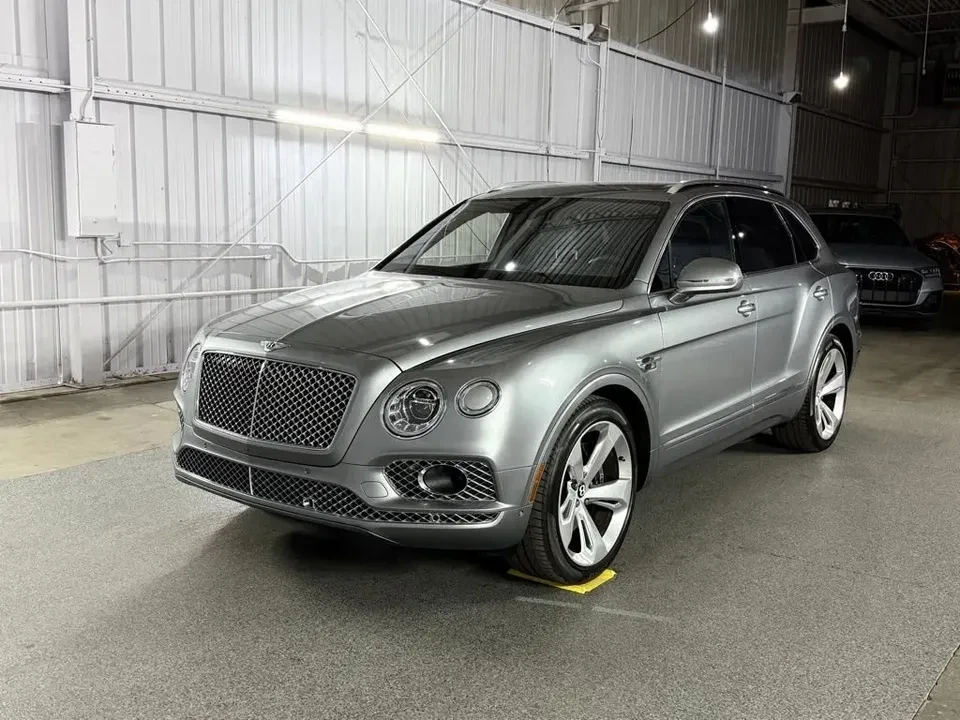 2017 Bentley Bentayga - Image 3 of 19