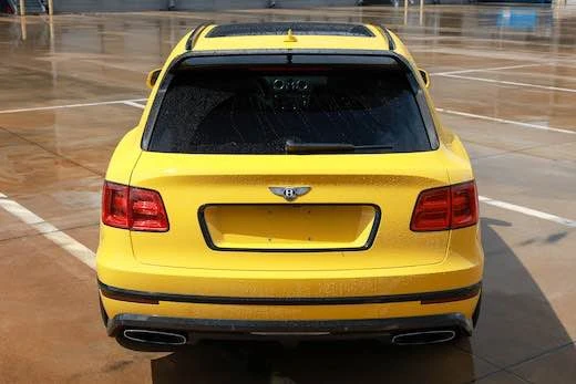 2017 Bentley Bentayga - Image 10 of 19