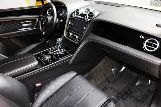 2017 Bentley Bentayga - Image 19 of 19