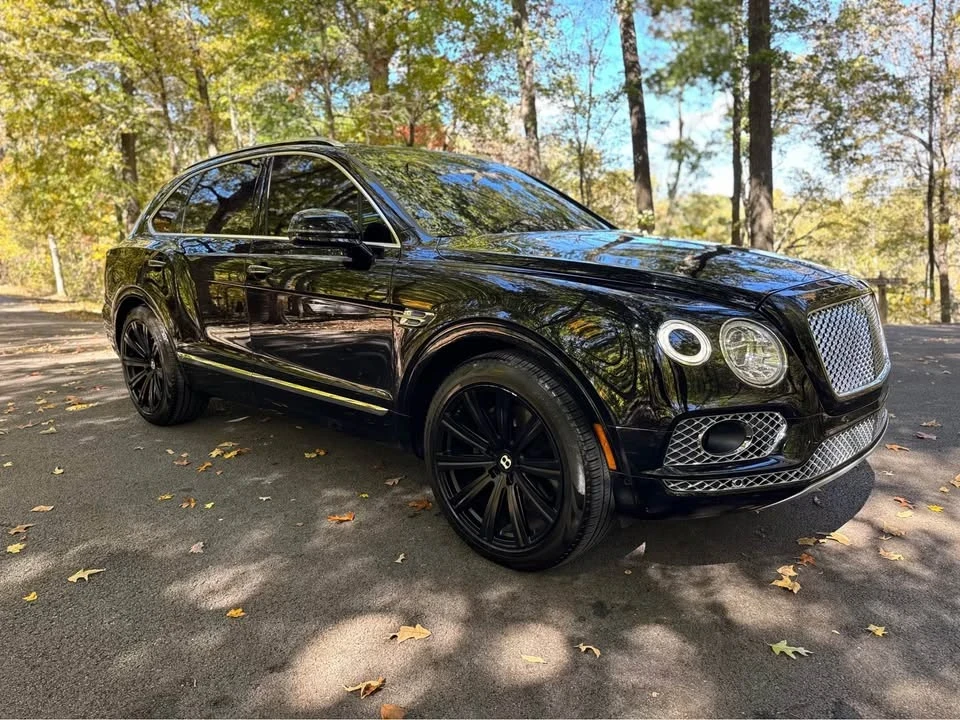 2017 Bentley Bentayga - Image 8 of 18