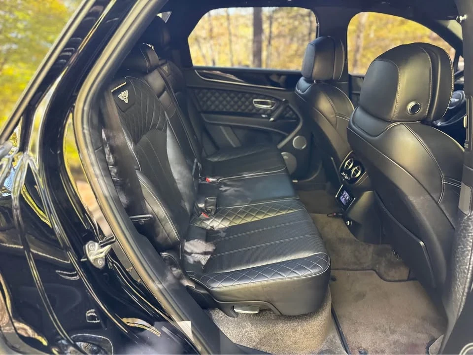 2017 Bentley Bentayga - Image 15 of 18