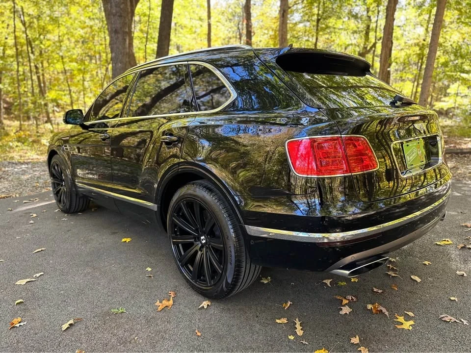2017 Bentley Bentayga - Image 3 of 18