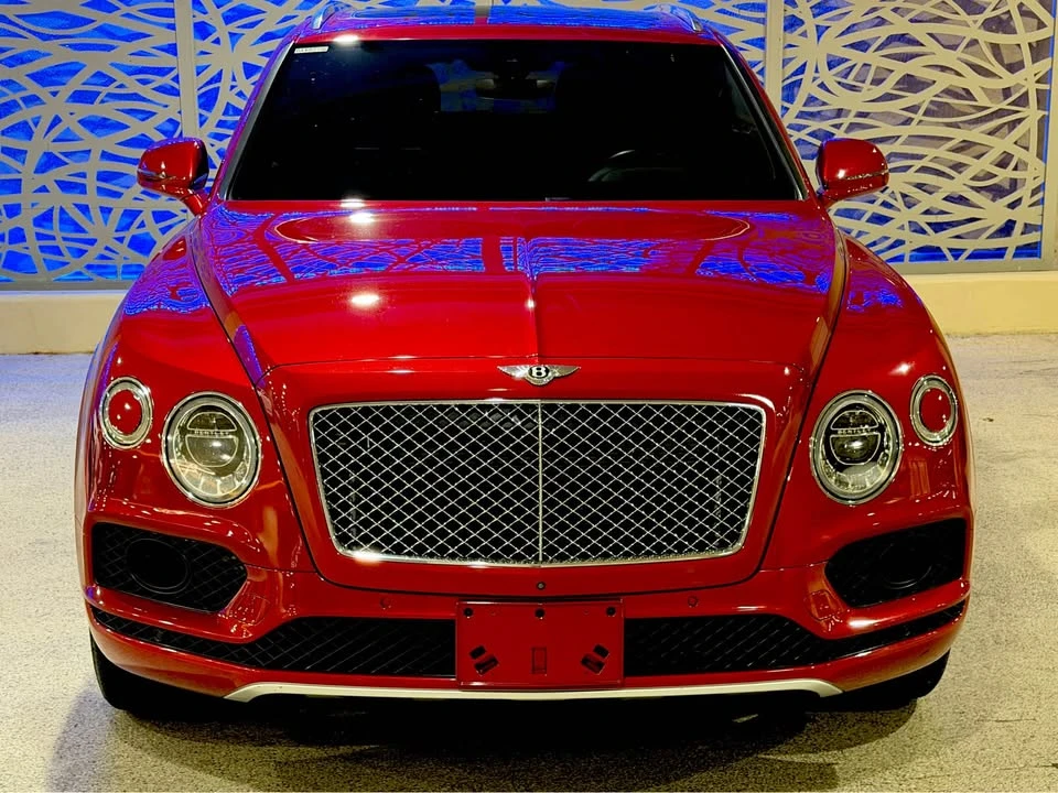 2017 Bentley Bentayga - Image 6 of 18