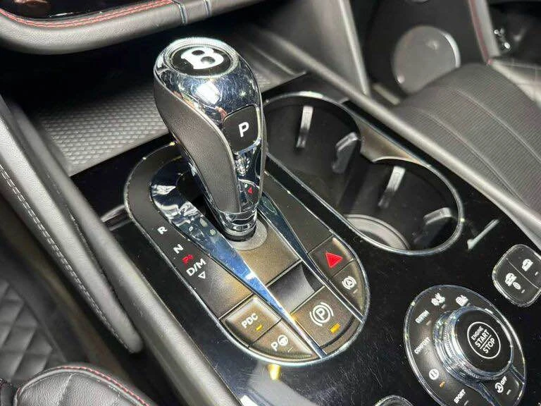 2017 Bentley Bentayga - Image 11 of 16