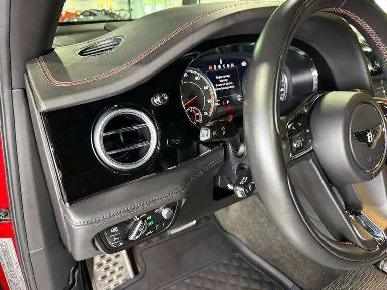 2017 Bentley Bentayga - Image 12 of 16