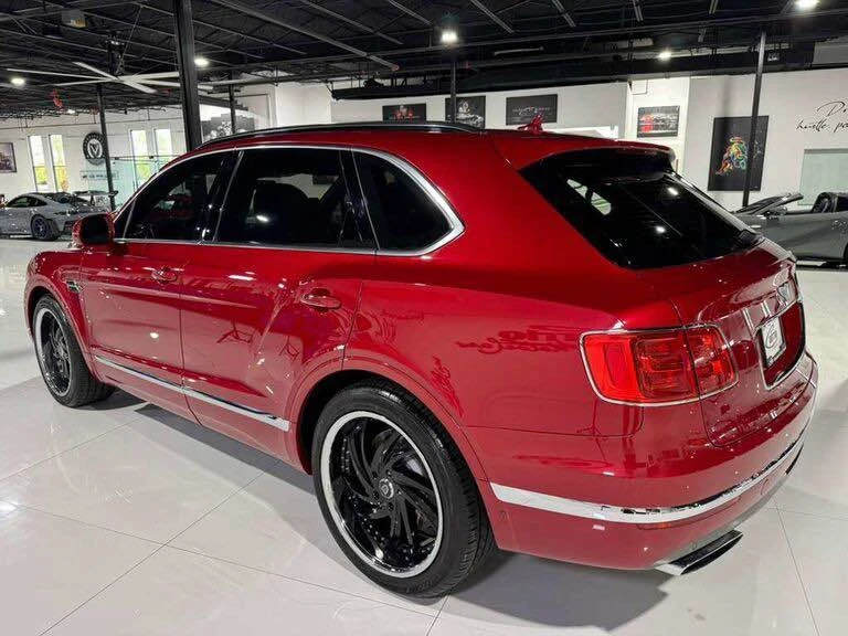 2017 Bentley Bentayga - Image 3 of 16