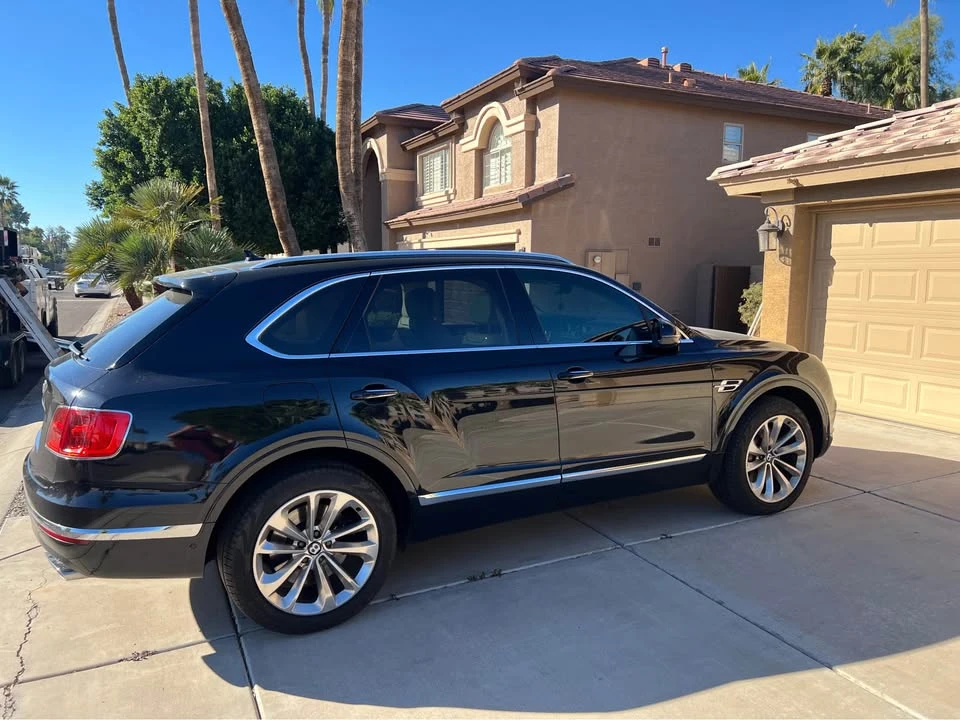 2017 Bentley Bentayga - Image 2 of 16