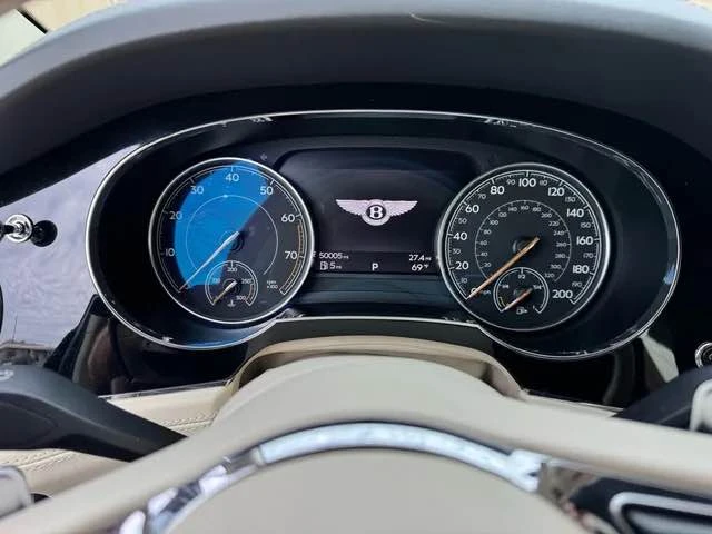 2017 Bentley Bentayga - Image 16 of 16