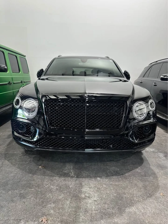 2017 Bentley Bentayga - Image 6 of 10