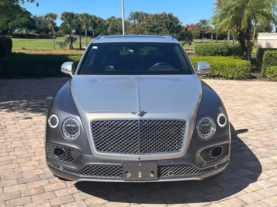 2017 Bentley Bentayga - Image 2 of 9