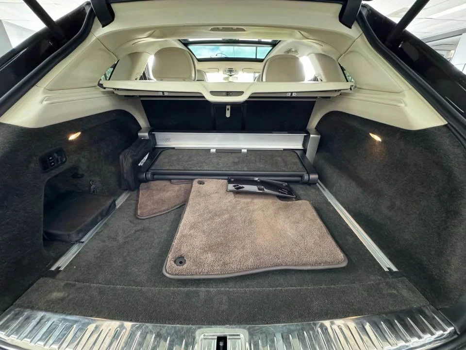 2017 Bentley Bentayga - Image 13 of 19