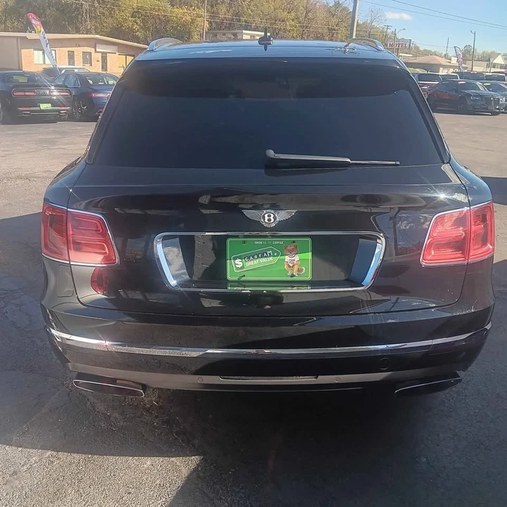2017 Bentley Bentayga - Image 5 of 7