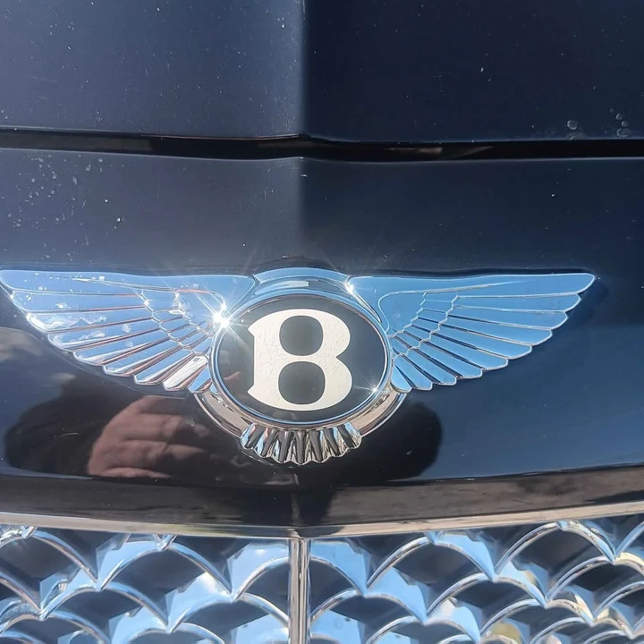 2017 Bentley Bentayga - Image 7 of 7
