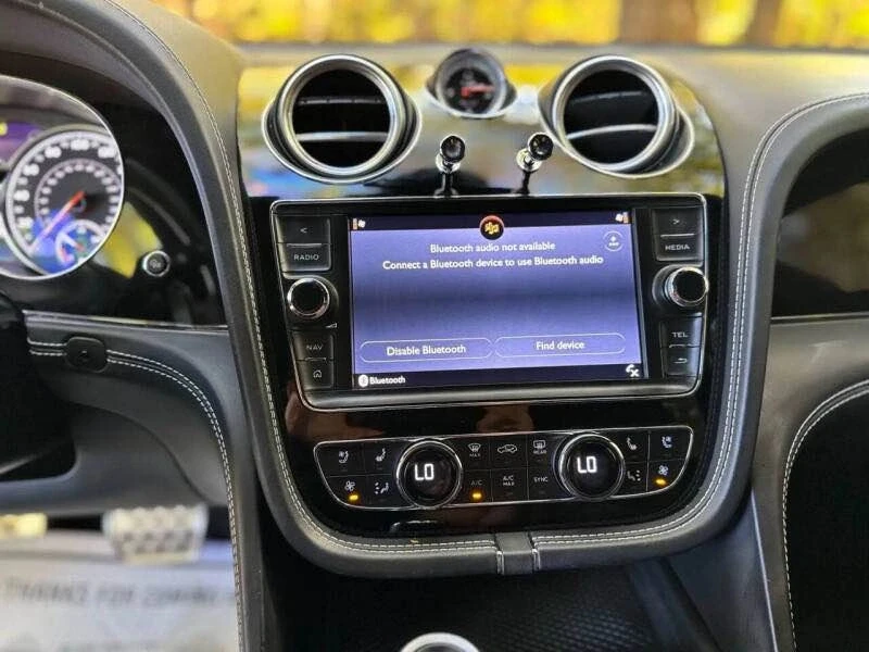 2017 Bentley Bentayga - Image 7 of 9