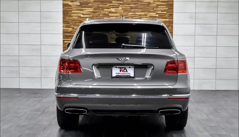 2017 Bentley Bentayga - Image 7 of 20