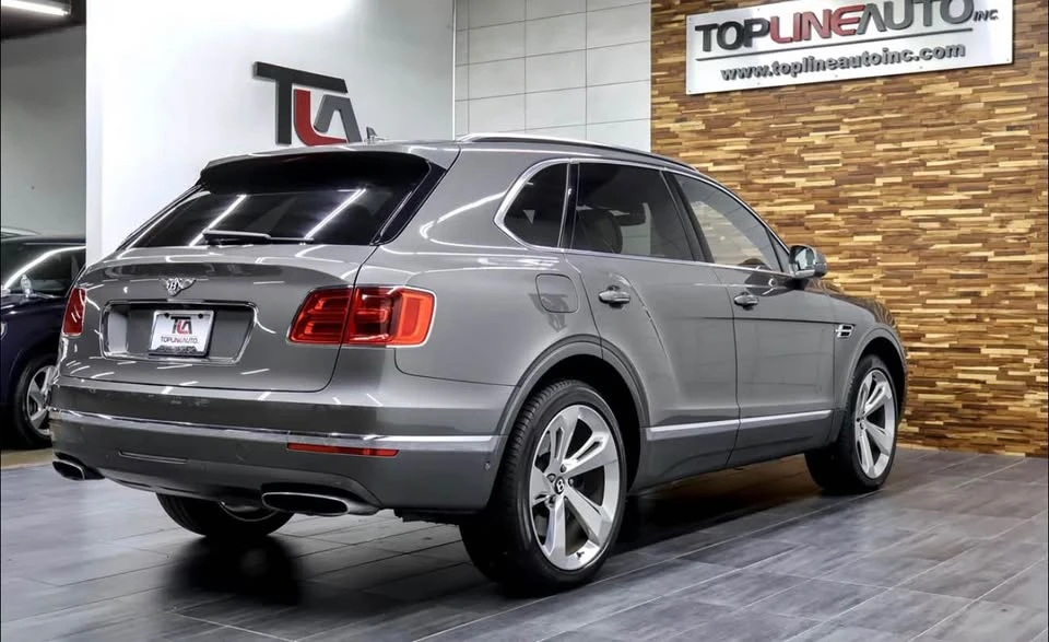 2017 Bentley Bentayga - Image 8 of 20
