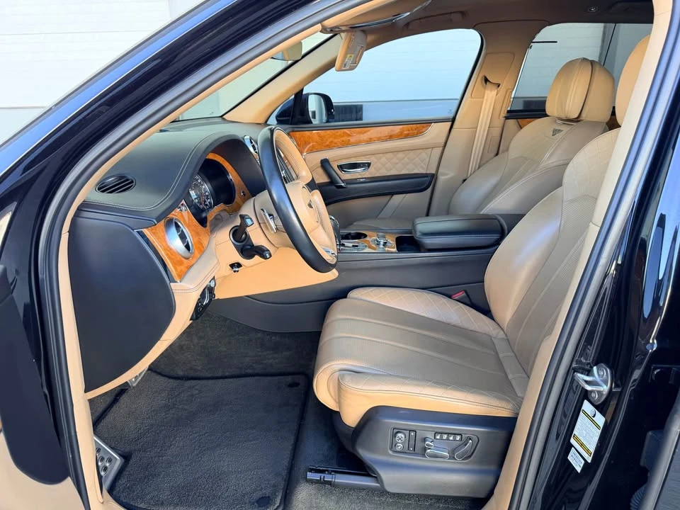 2017 Bentley Bentayga - Image 11 of 20
