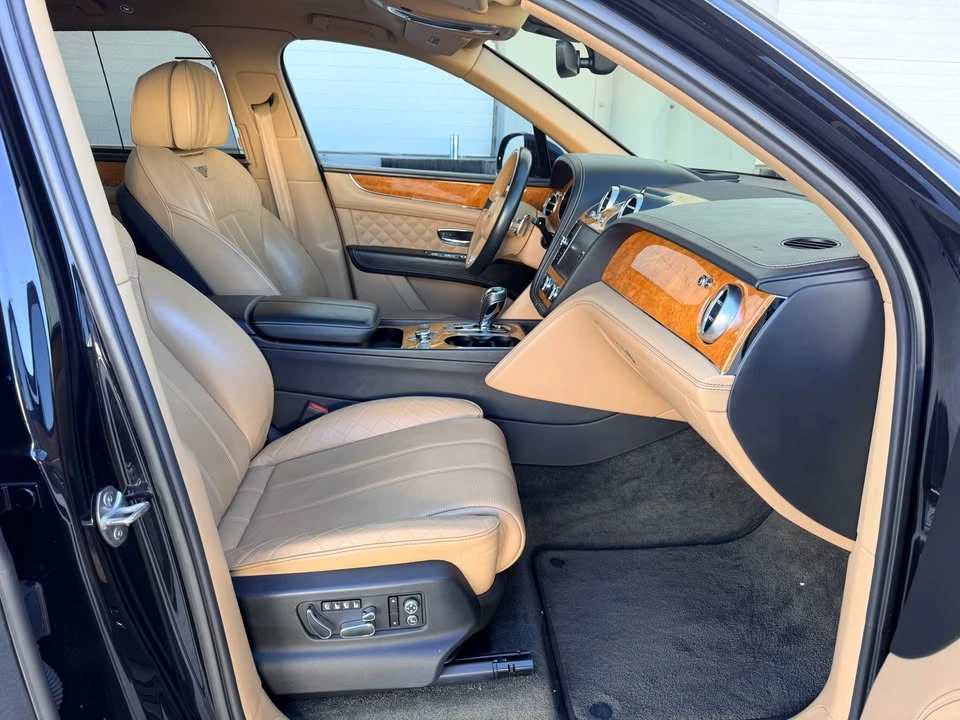 2017 Bentley Bentayga - Image 14 of 20