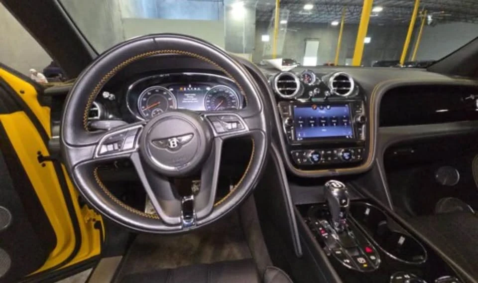 2017 Bentley Bentayga - Image 2 of 5