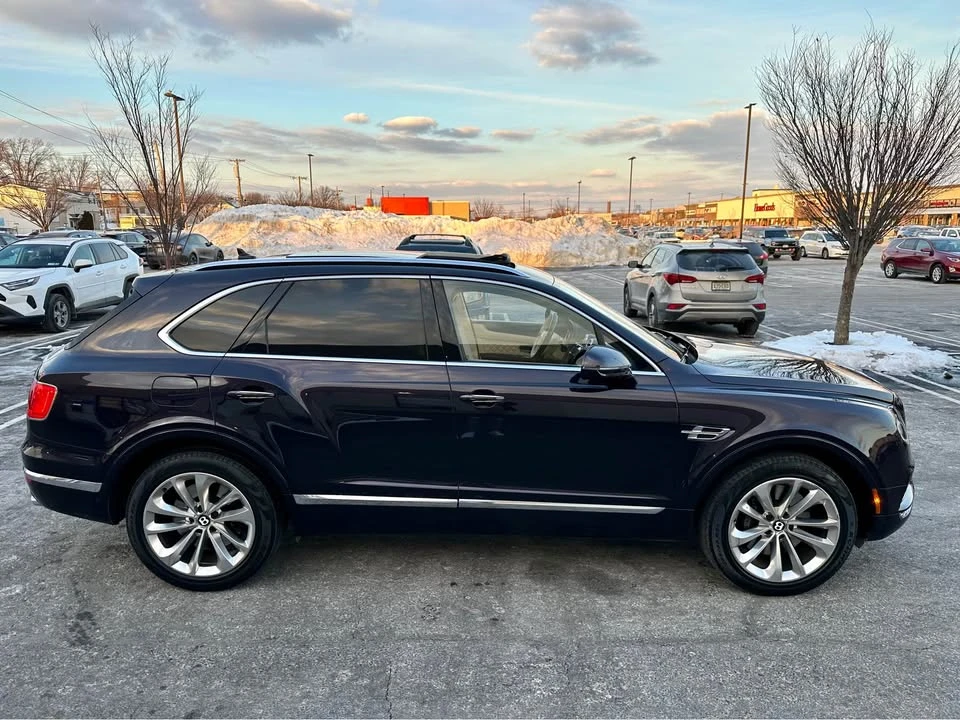 2017 Bentley Bentayga - Image 2 of 10