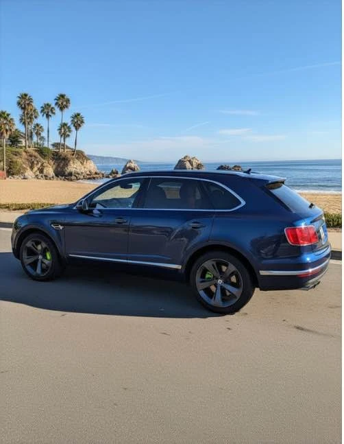 2017 Bentley Bentayga - Image 3 of 5