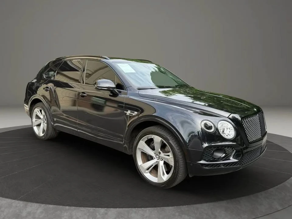 2017 Bentley Bentayga - Image 2 of 17