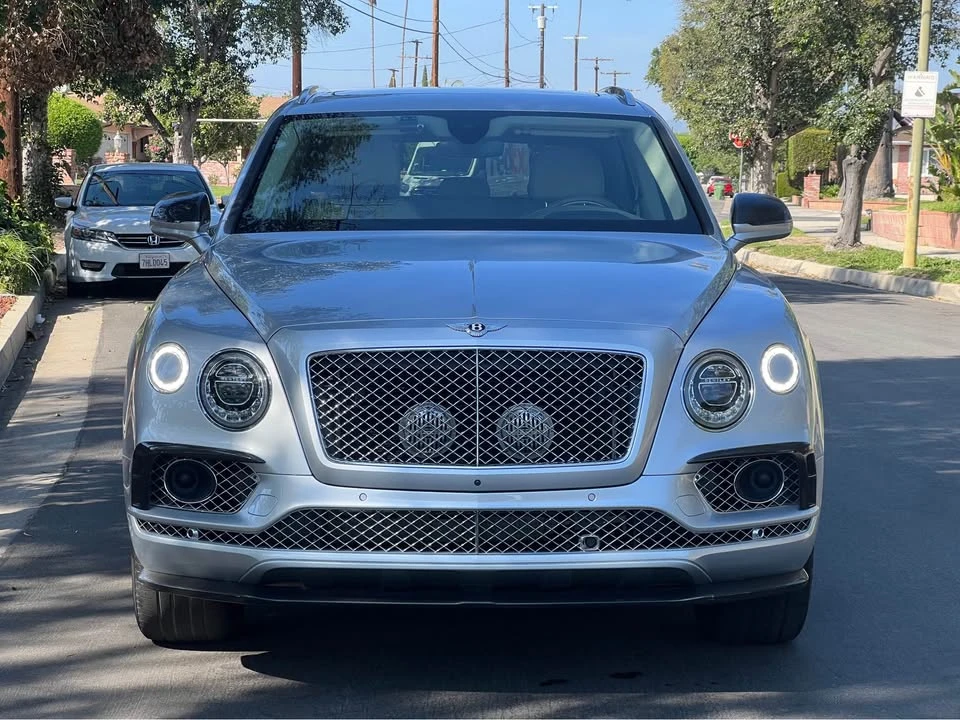 2017 Bentley Bentayga - Image 3 of 21