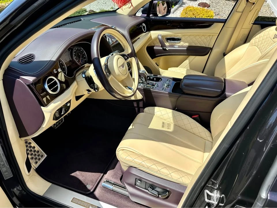 2017 Bentley Bentayga - Image 7 of 10