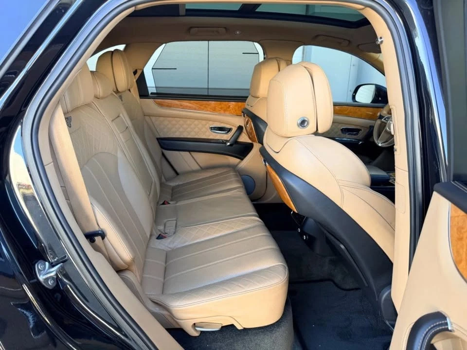 2017 Bentley Bentayga - Image 13 of 20