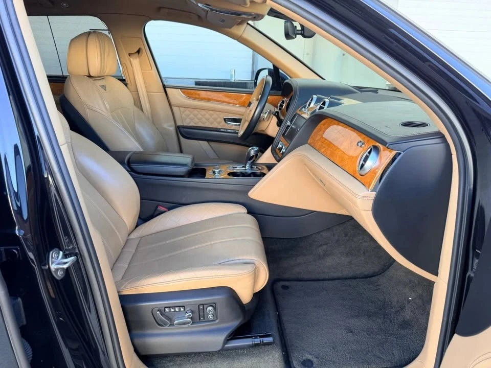 2017 Bentley Bentayga - Image 14 of 20