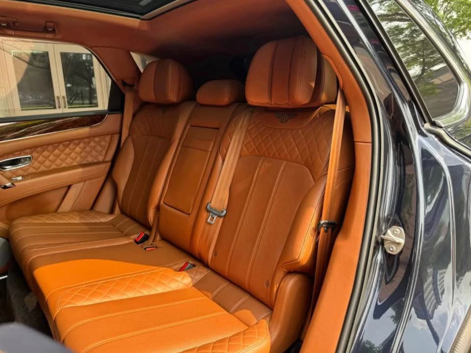2017 Bentley Bentayga - Image 15 of 15