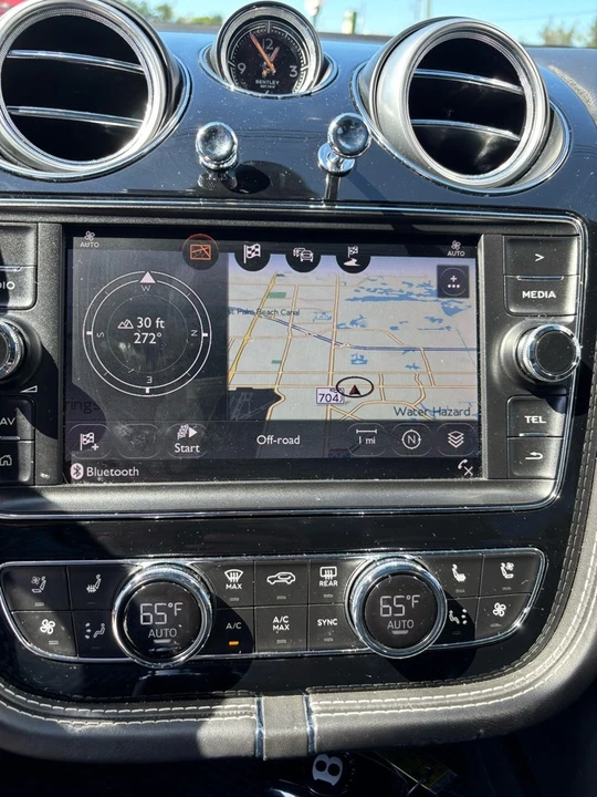 2017 Bentley Bentayga - Image 13 of 14