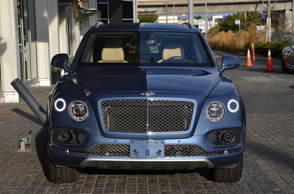 2017 Bentley Bentayga - Image 3 of 20