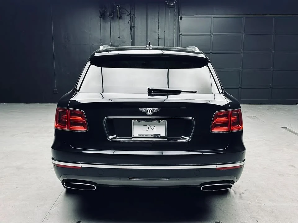 2017 Bentley Bentayga - Image 4 of 17