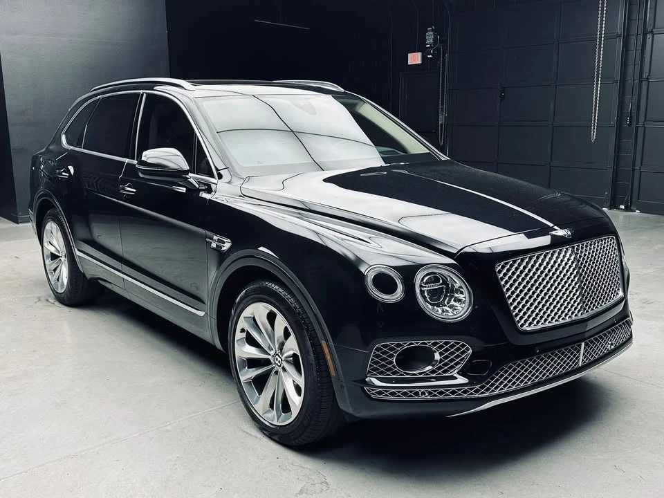 2017 Bentley Bentayga - Image 7 of 17