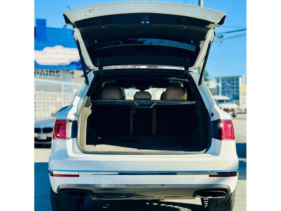 2017 Bentley Bentayga - Image 5 of 20