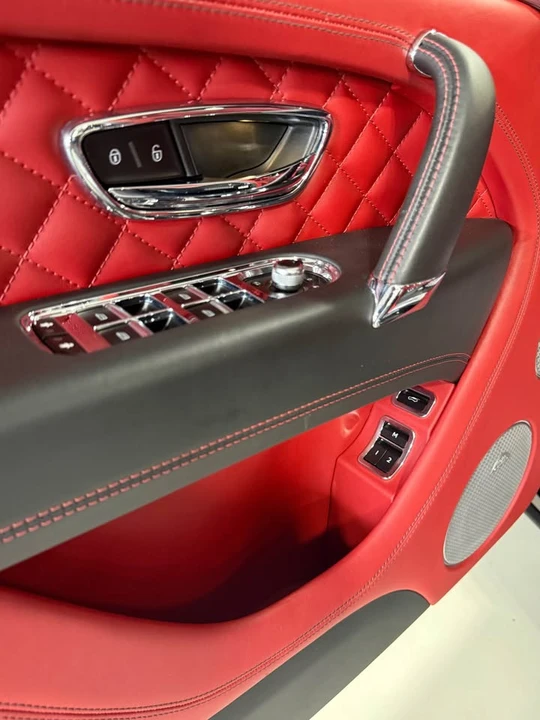 2017 Bentley Bentayga - Image 8 of 19