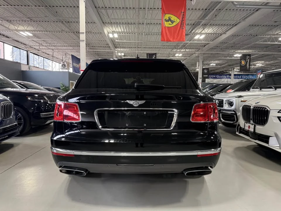 2017 Bentley Bentayga - Image 4 of 19