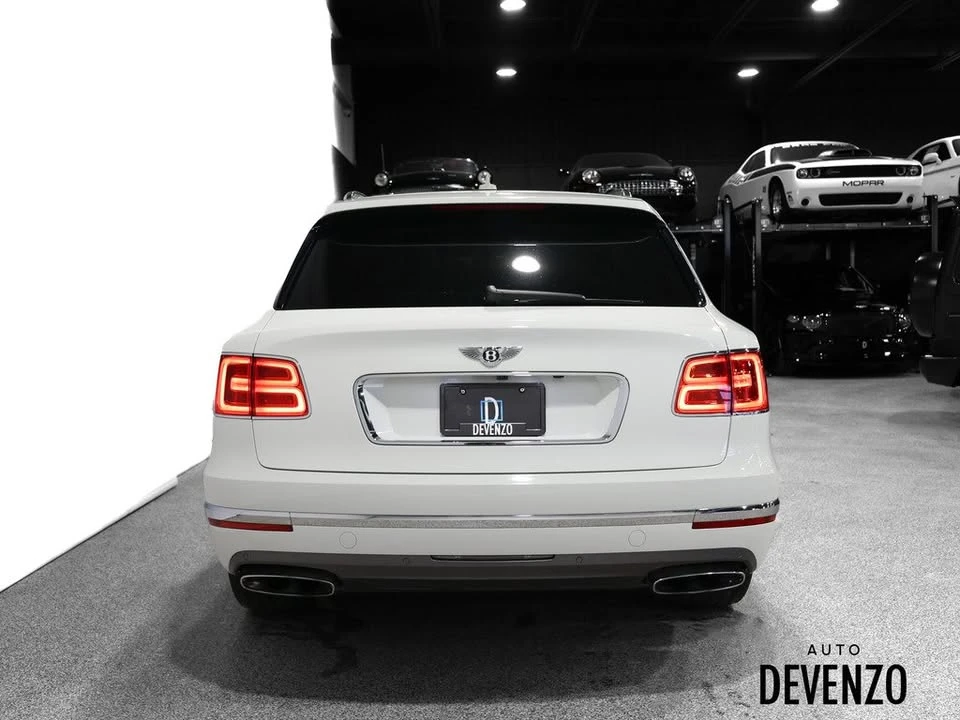 2017 Bentley Bentayga - Image 3 of 12