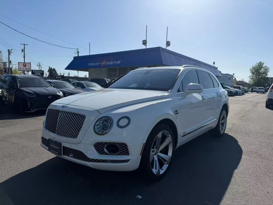2017 Bentley Bentayga - Image 4 of 20