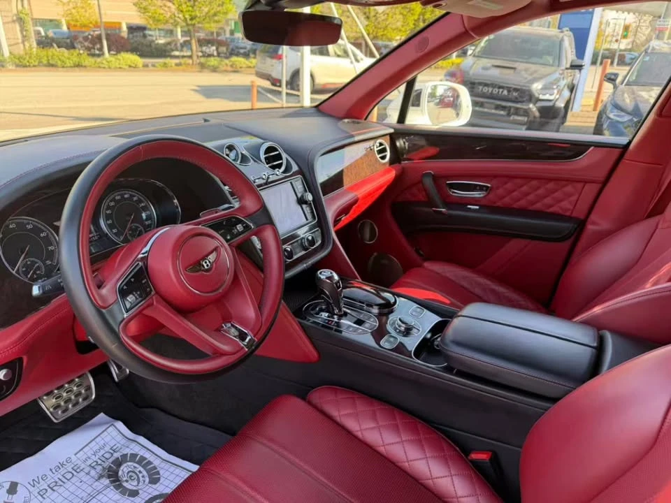 2017 Bentley Bentayga - Image 9 of 20