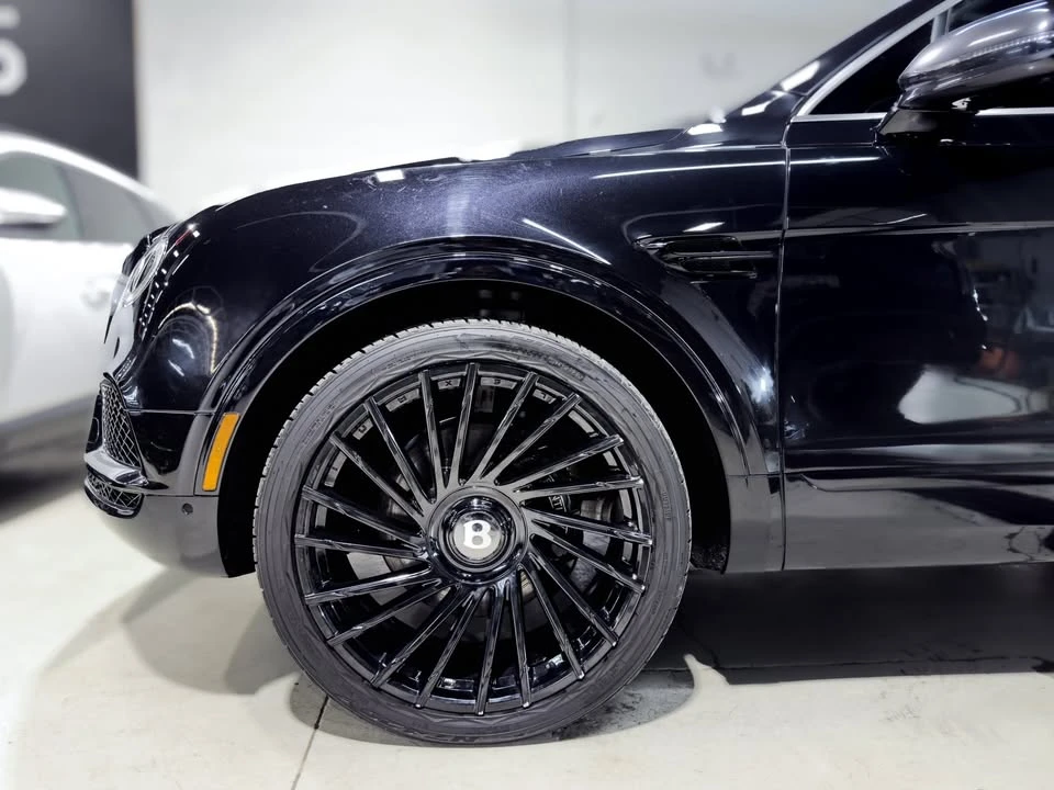2017 Bentley Bentayga - Image 6 of 20