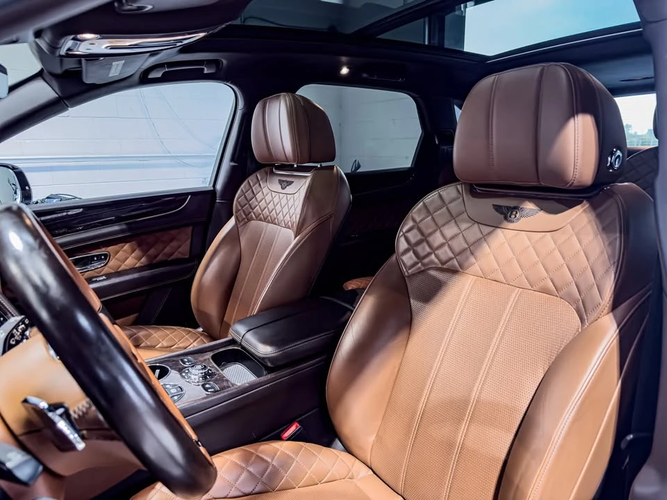 2017 Bentley Bentayga - Image 8 of 20