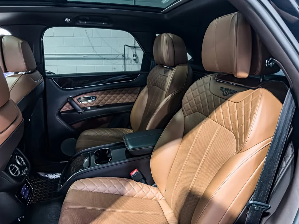 2017 Bentley Bentayga - Image 12 of 20
