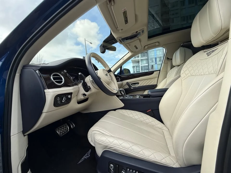 2017 Bentley Bentayga - Image 11 of 20