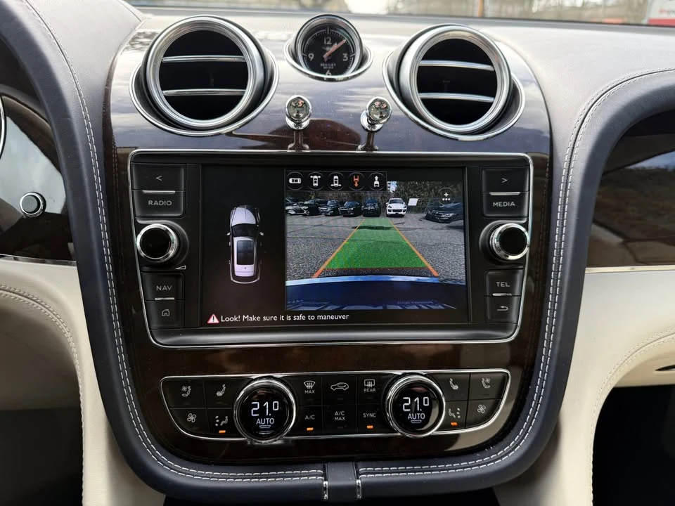 2017 Bentley Bentayga - Image 14 of 20