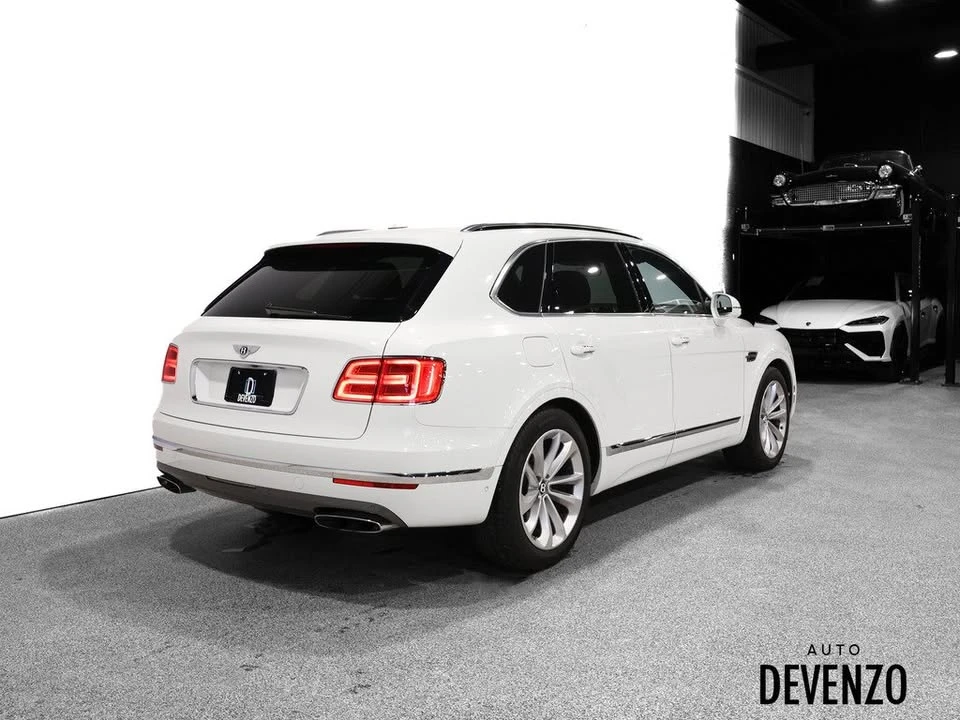 2017 Bentley Bentayga - Image 2 of 18