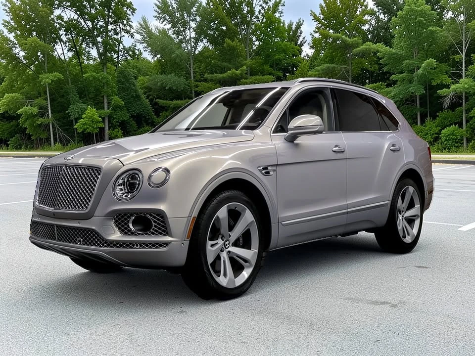 2017 Bentley Bentayga - Image 3 of 10