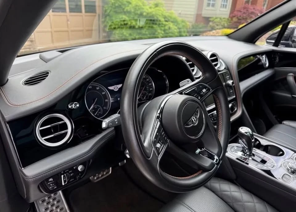 2017 Bentley Bentayga - Image 4 of 7